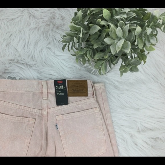 Levi’s Wedgie Straight Jeans Acid Wash Pin… - Picture 10 of 10